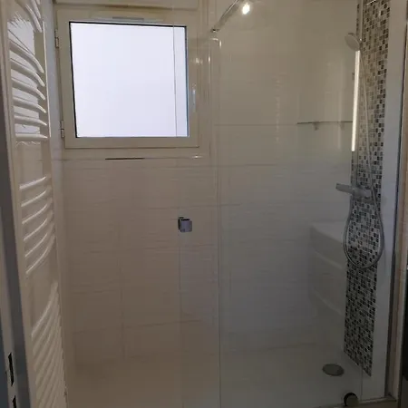 Les Calanques Апартаменты *