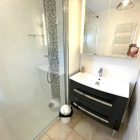 Les Calanques * Кавалер-сюр-Мер