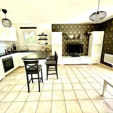 아파트 Les Calanques 카발레르쉬르메르