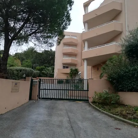 Les Calanques Cavalaire-sur-Mer